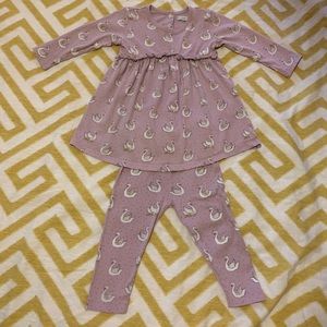 Baby girl swan long sleeve & pant set 6-12 months
